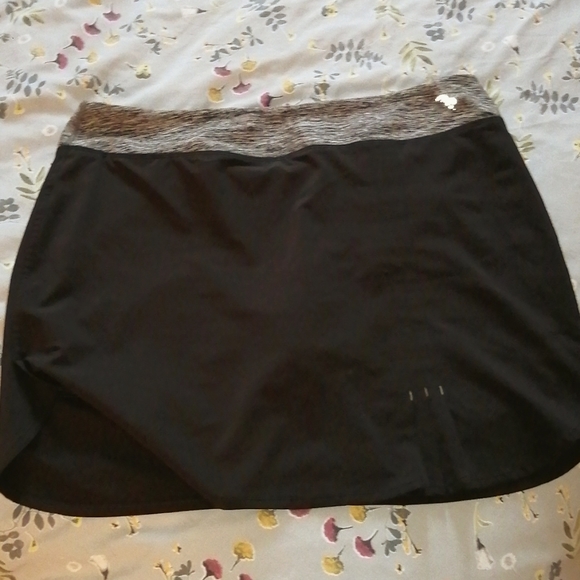 Tuff Athletics Dresses & Skirts - Tuff athletic  skirt size medium